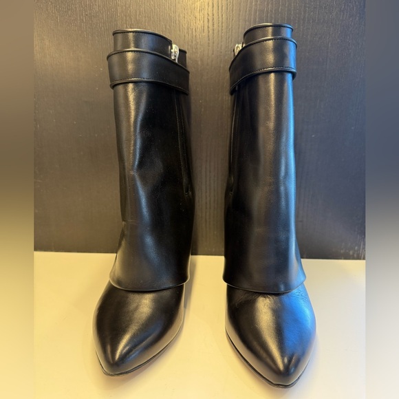 GIVENCHY Shark Lock boots - 38 (US 7) - PERFECT condition - Picture 2 of 3